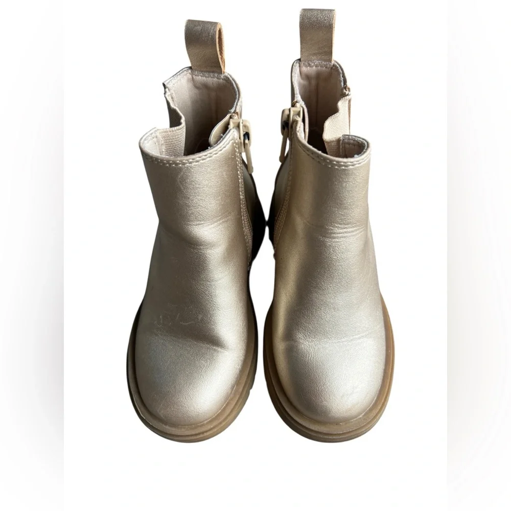 Metallic Gold Girls Chelsea Boots Size 7‎